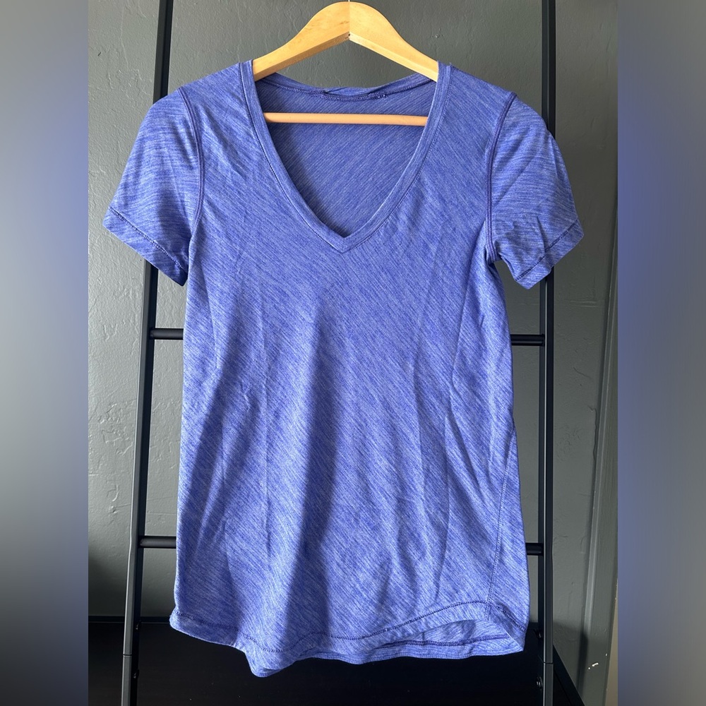 Lululemon v-neck purple blue workout shirt